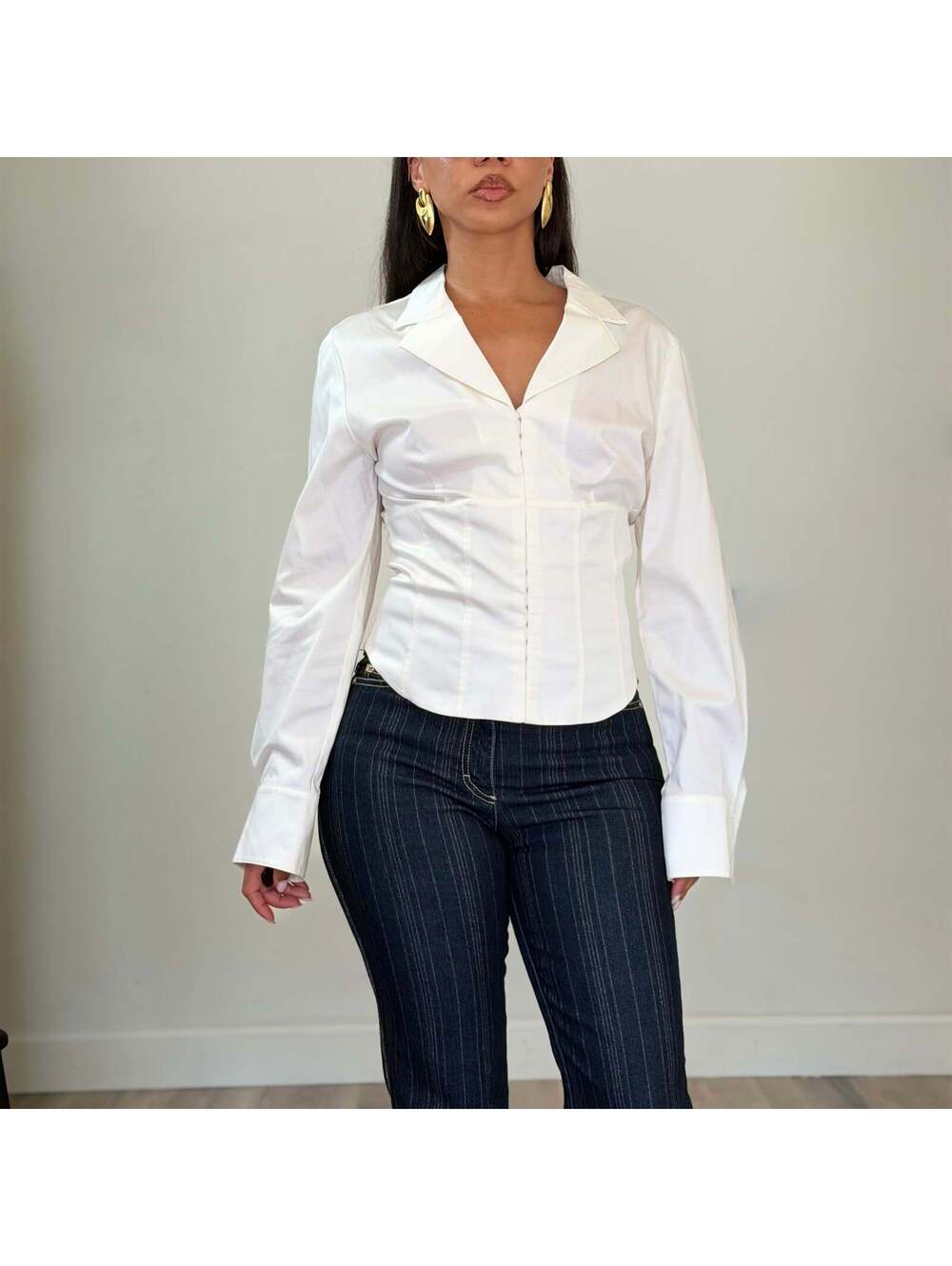Escada - Picture 9 of 9